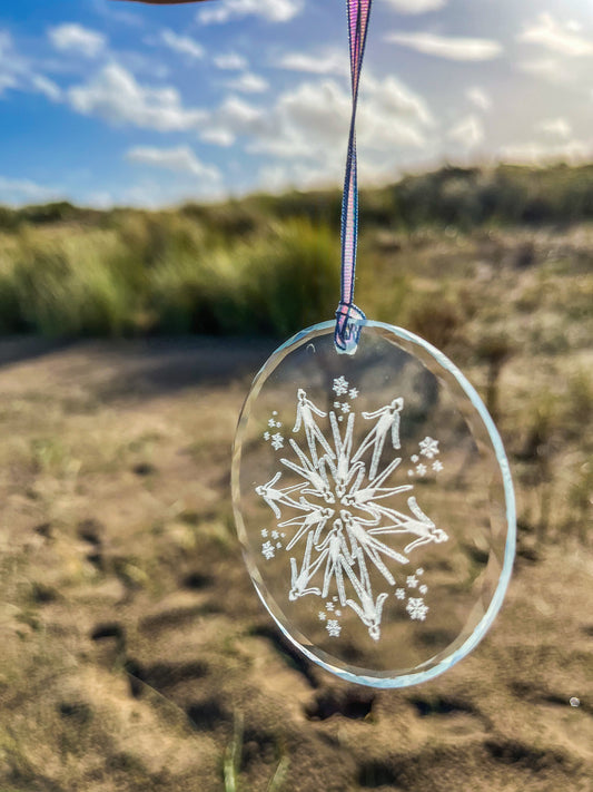 SNOWFLAKE SWIMMER DECORATION