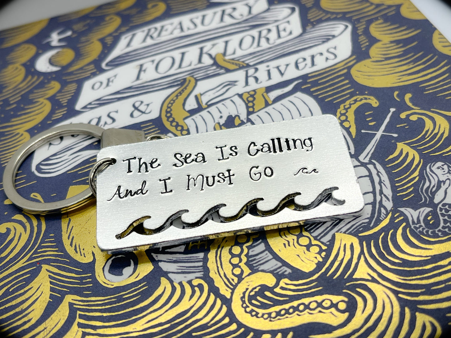 ‘THE SEA IS CALLING’ Keyring