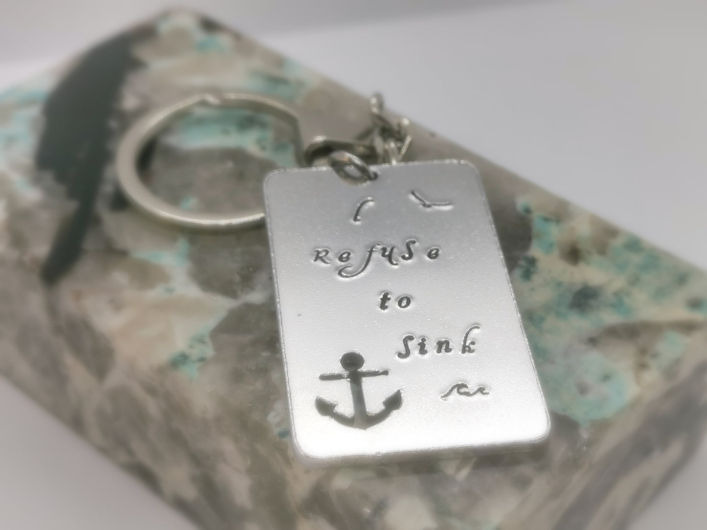 'l REFUSE TO SINK' Keyring